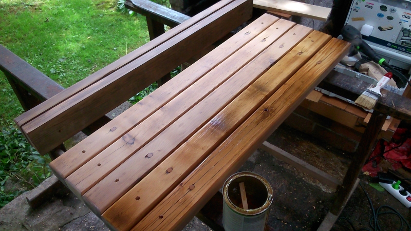 Alte Bank in neue Bank verwandeln - Bauanleitung zum Selberbauen - 1-2