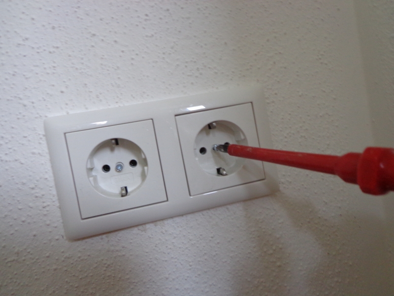 Erweiterung Steckdosen in einem Reihenhaus Bauanleitung zum Selberbauen Deine