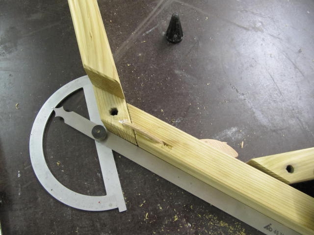 Gartenschlauchaufbewahrung - Bauanleitung zum Selberbauen - 1-2-do.com