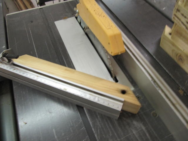 Gartenschlauchaufbewahrung - Bauanleitung zum Selberbauen - 1-2-do.com